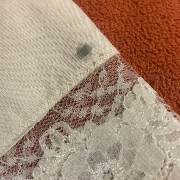 3 Vintage Lace Ladies Handkerchiefs - Picture 3 of 3